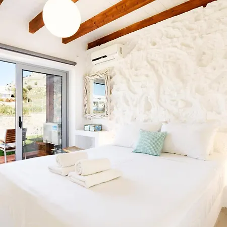 Beatris Seastone By Villa Kiotari