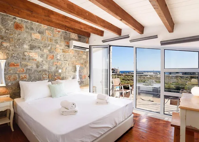 Villa Beatris Seastone By *